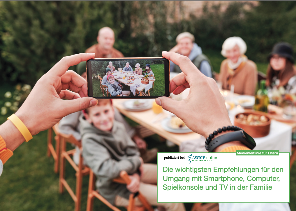 Familienfoto im Garten